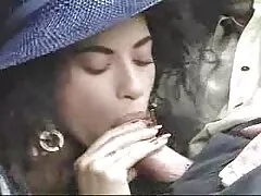 ロシアの雌犬は、ロシアの処女を拒否 女性 の ため アダルト 動画