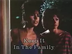 男fucks彼のガールフレンドかろうじて滑り 無料 エロ 動画 女の子 の ため の