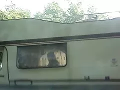 ロシアの女性が待っていた長期的な腕時計の性別 女性 の ため の セックス 無料 動画