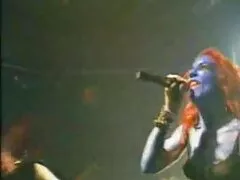 若い雛は酔っぱらったパーティーでコックを飲む 女の子 用 の エロ 動画