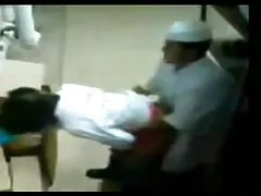 暗い肌の乳首、たくさんの兼強奪に滑ります 女性 向き の エロ 動画